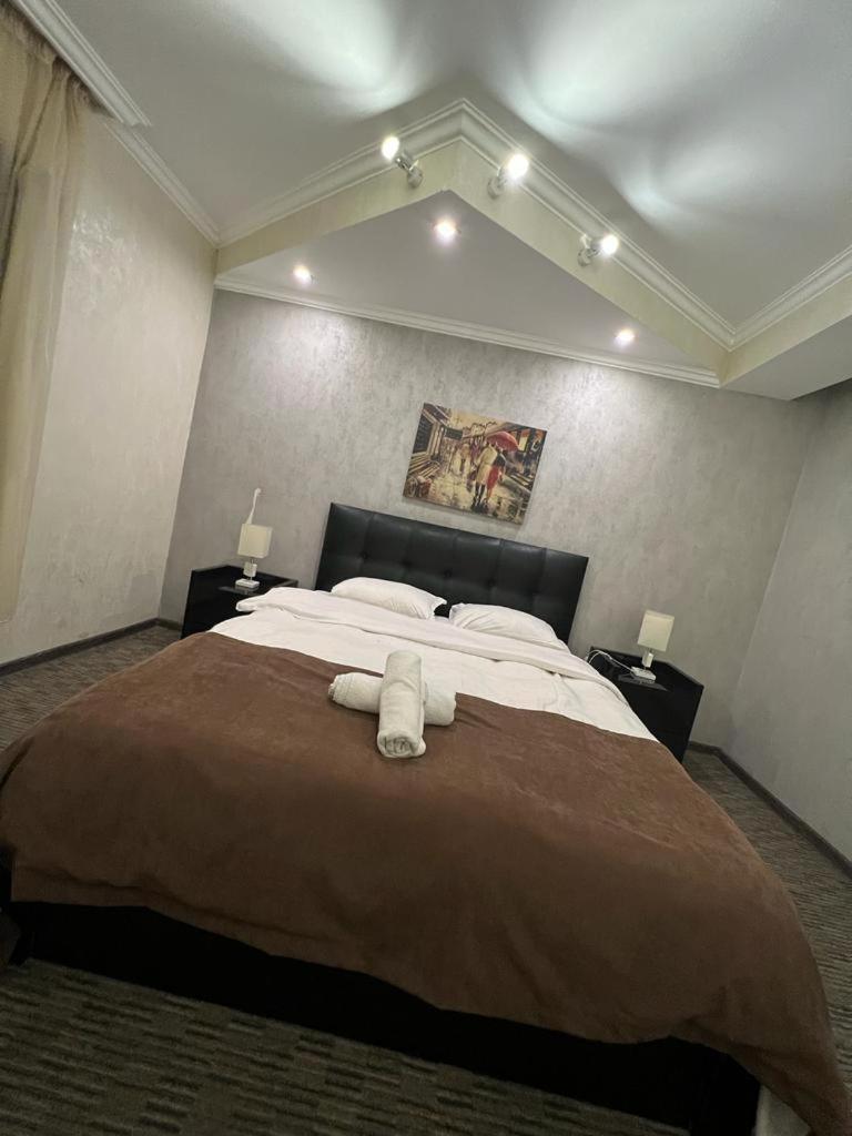 Elno Hotel Tbilisi Zewnętrze zdjęcie