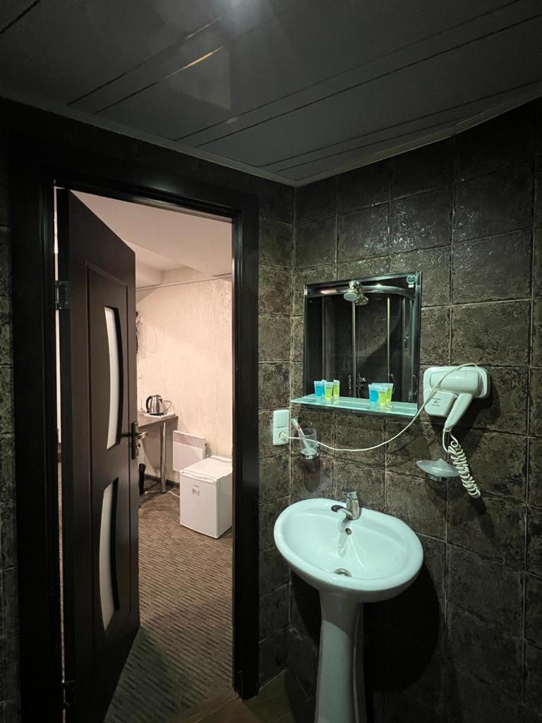 Elno Hotel Tbilisi Zewnętrze zdjęcie