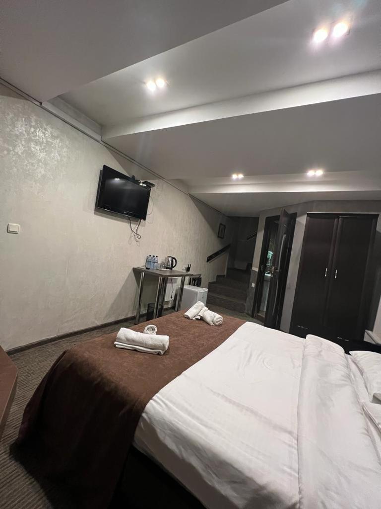 Elno Hotel Tbilisi Zewnętrze zdjęcie